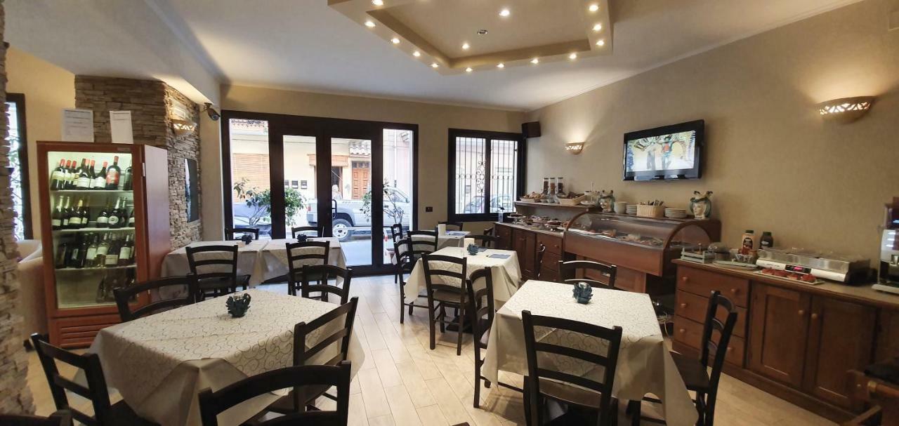Ines Bed And Breakfast Giardini-Naxos Exterior foto