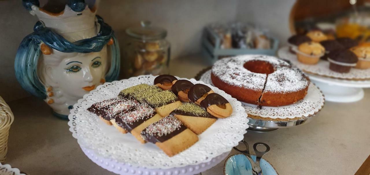 Ines Bed And Breakfast Giardini-Naxos Exterior foto
